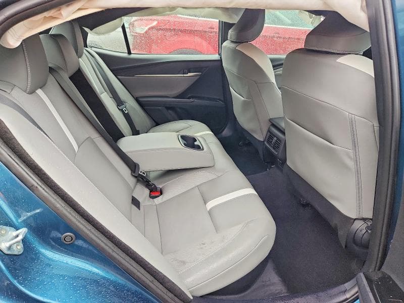 2025 TOYOTA CAMRY SE 10