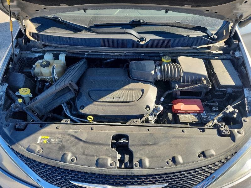 2020 CHRYSLER VOYAGER LXI 12