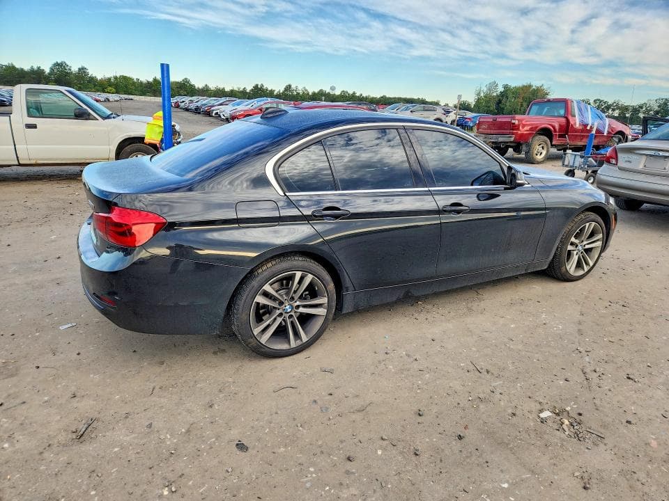 2018 BMW 330 XI 3