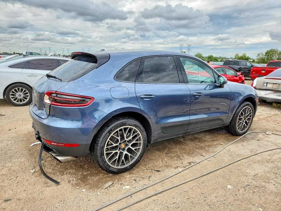 2017 PORSCHE MACAN S 3