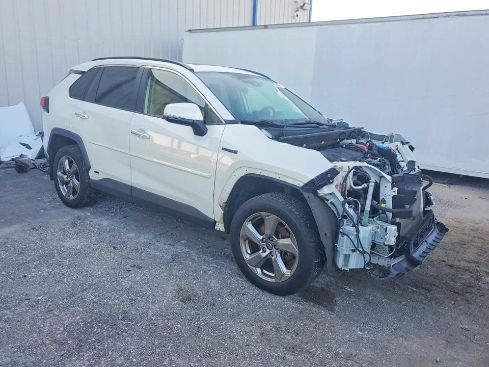 2019 TOYOTA RAV4 LIMITED 4