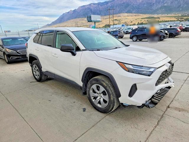 2023 TOYOTA RAV4 LE 4