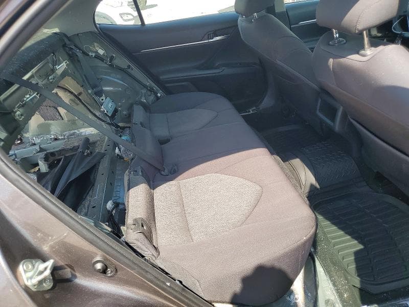 2020 TOYOTA CAMRY LE 10