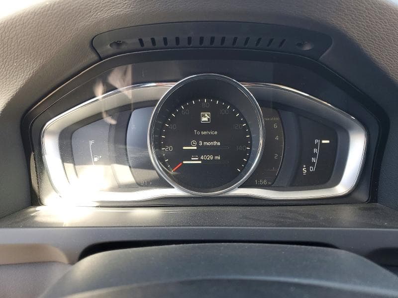 2017 VOLVO S60 PREMIER 9
