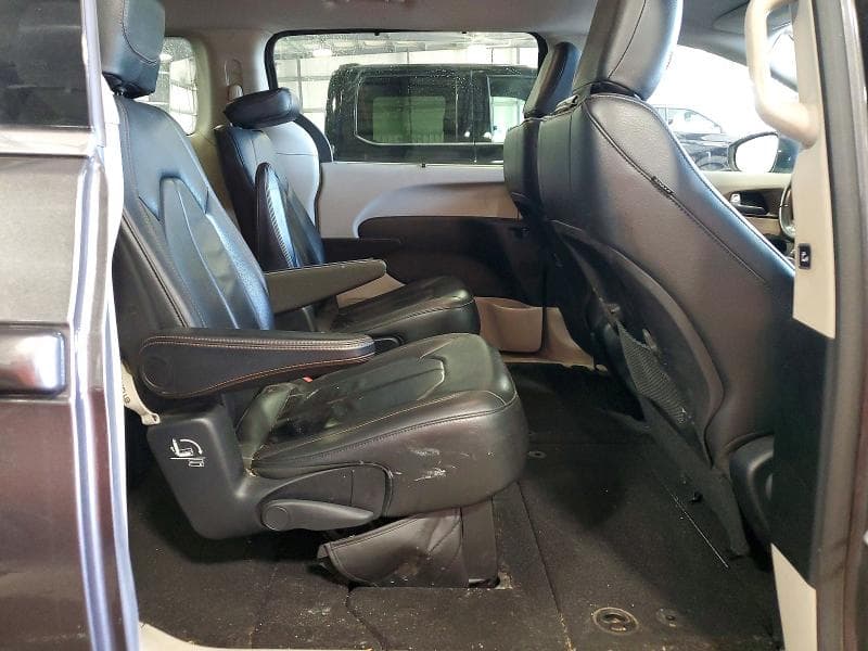 2017 CHRYSLER PACIFICA TOURING L 11