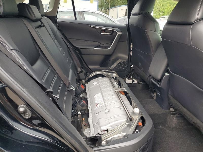 2022 TOYOTA RAV4 XLE PREMIUM 11