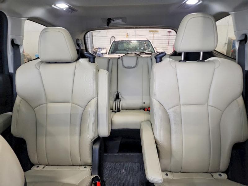 2019 SUBARU ASCENT LIMITED 10