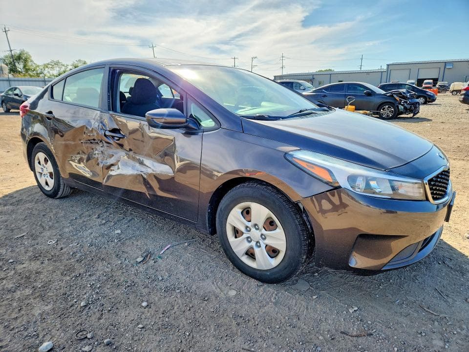 2017 KIA FORTE LX 4