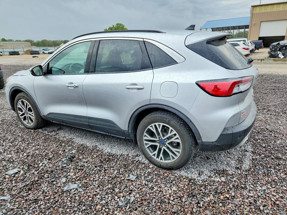 2020 FORD ESCAPE SEL 2