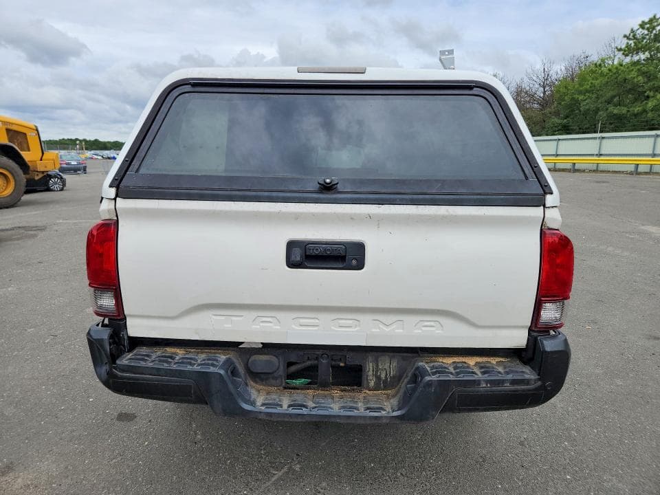 2021 TOYOTA TACOMA SR 6