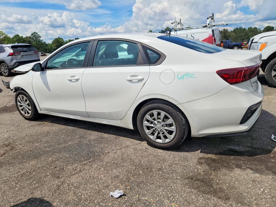 2021 KIA FORTE FE 2