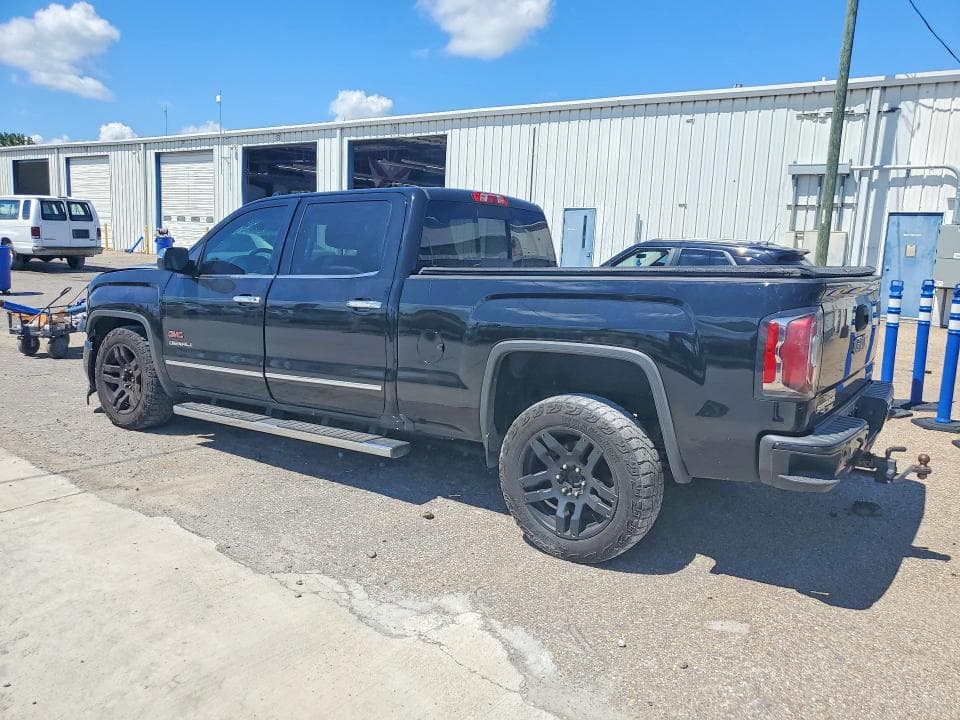 2018 GMC SIERRA K1500 DENALI 2