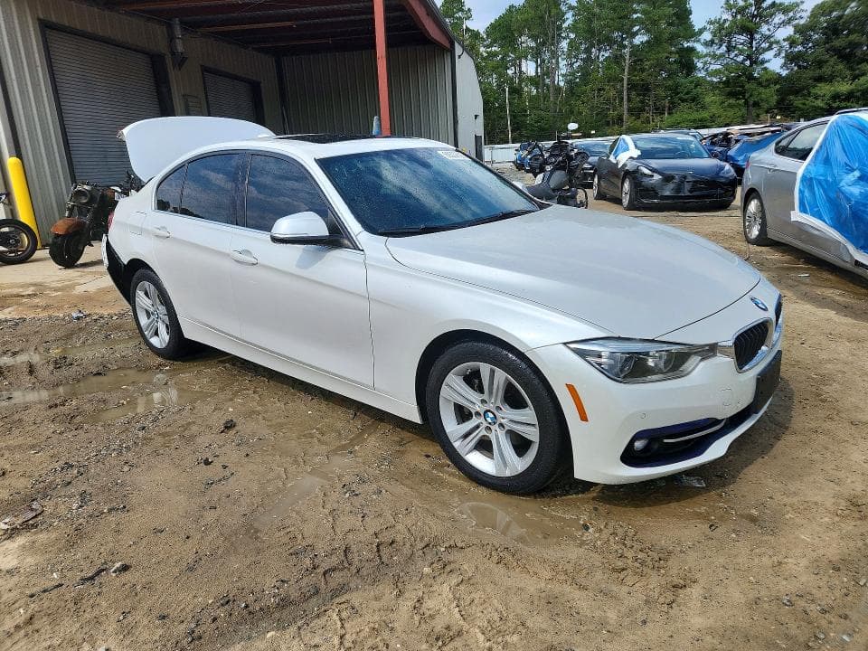 2018 BMW 330 XI 4