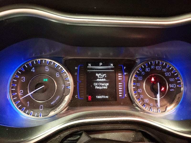 2017 CHRYSLER 200 LIMITED 9