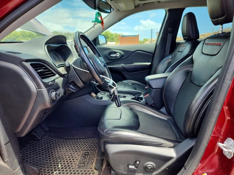 2019 JEEP CHEROKEE TRAILHAWK 7