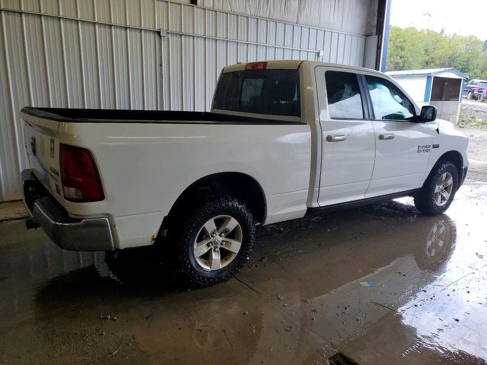 2017 RAM 1500 SLT 3