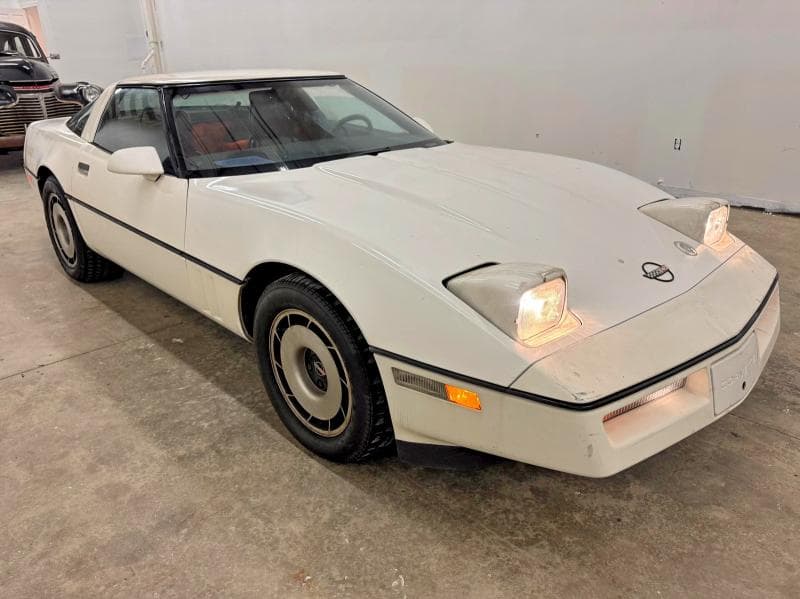1984 CHEVROLET CORVETTE