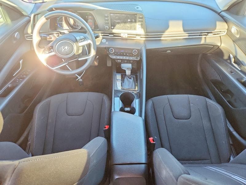 2023 HYUNDAI ELANTRA BLUE 8