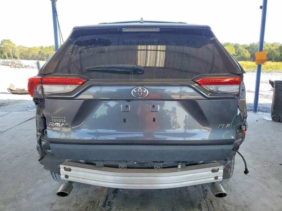 2023 TOYOTA RAV4 XLE 6