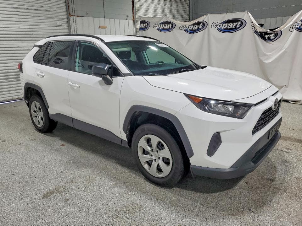 2020 TOYOTA RAV4 LE 4