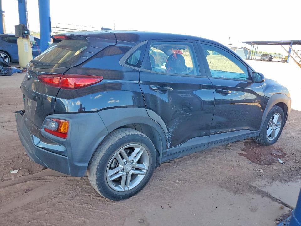 2020 HYUNDAI KONA SE 3