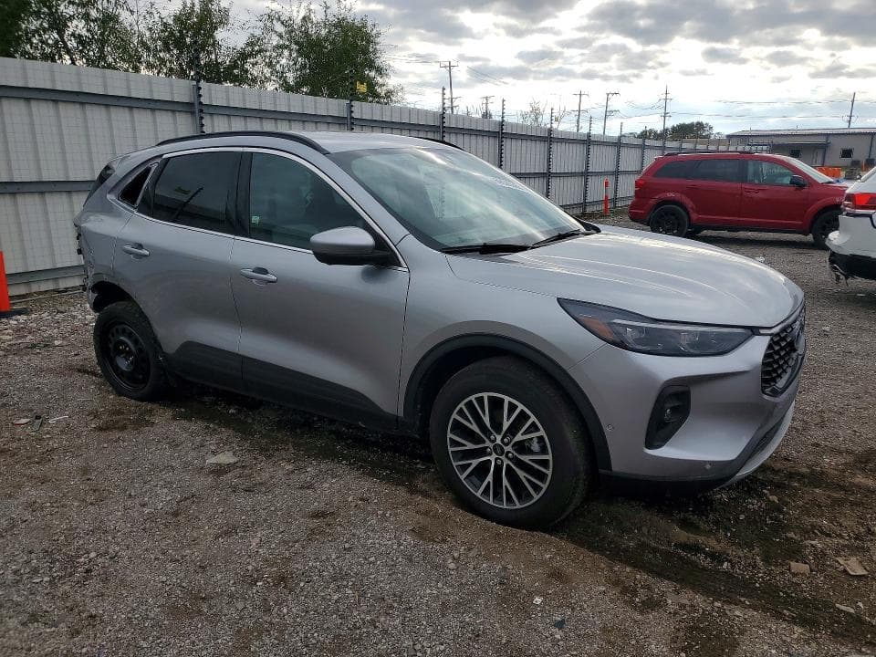 2024 FORD ESCAPE 4