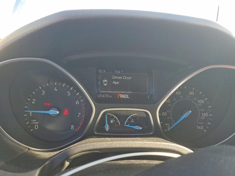 2017 FORD FOCUS SE 9