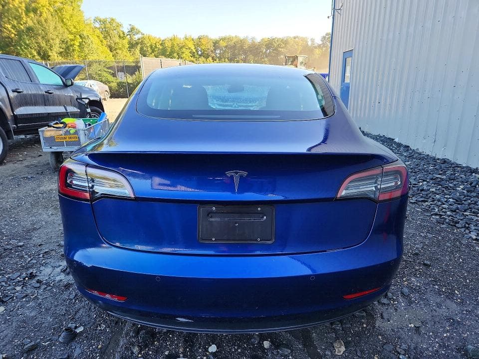 2022 TESLA MODEL 3 6