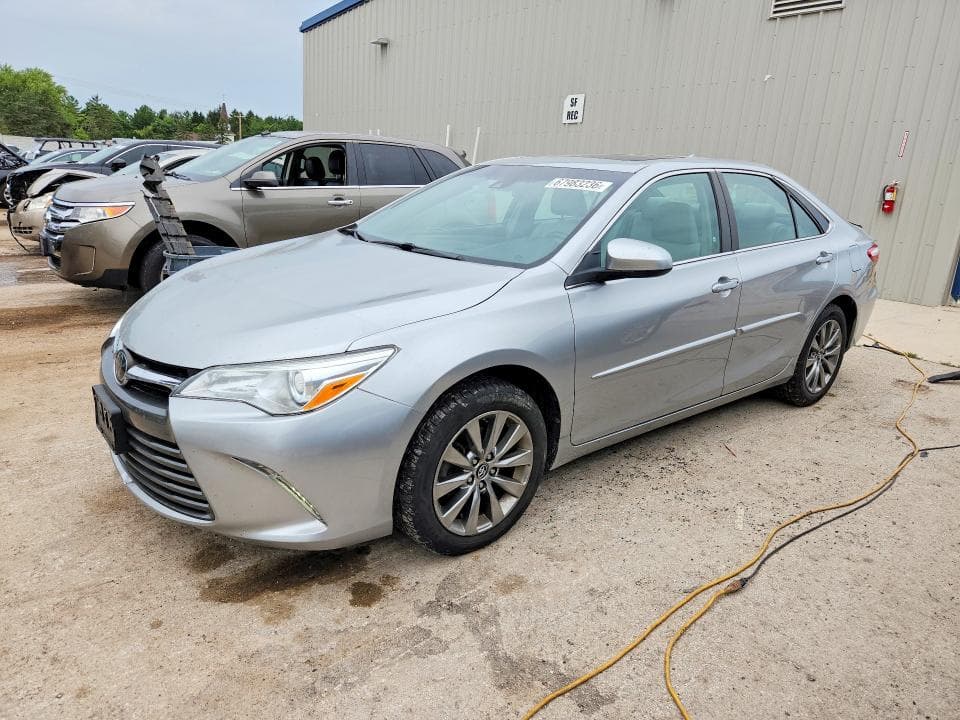 2017 TOYOTA CAMRY XLE - 1