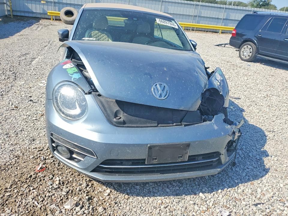 2019 VOLKSWAGEN BEETLE S 5