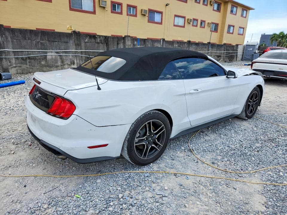 2020 FORD MUSTANG 3