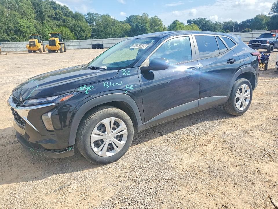 2024 CHEVROLET TRAX LS - 1