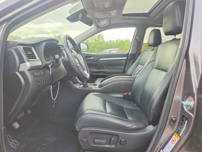 2018 TOYOTA HIGHLANDER XLE 7