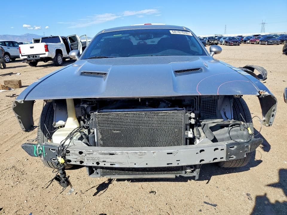 2018 DODGE CHALLENGER SXT 5