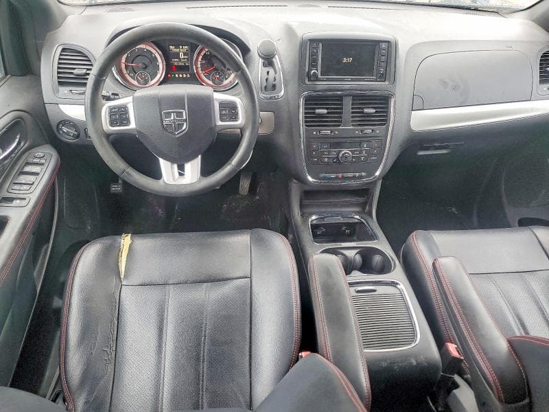 2017 DODGE GRAND CARAVAN GT 8