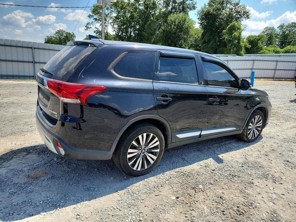 2019 MITSUBISHI OUTLANDER SE 3