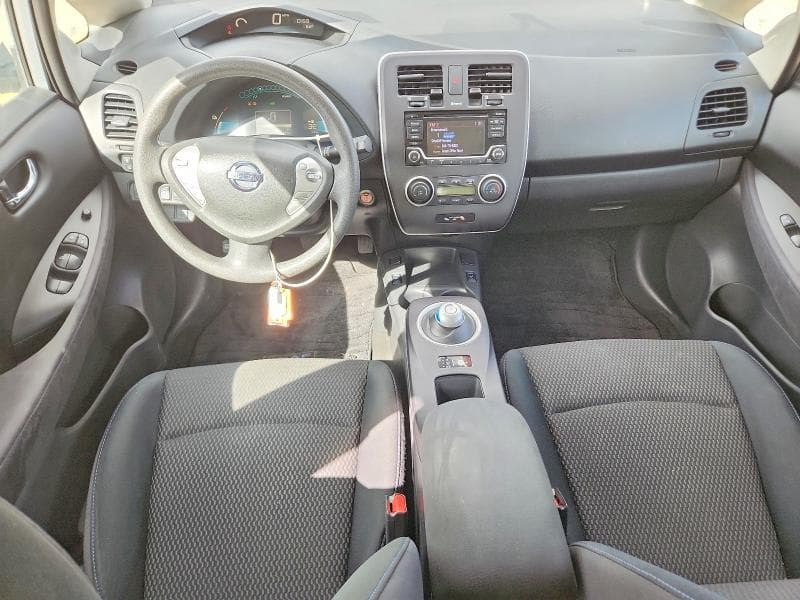 2017 NISSAN LEAF S 8