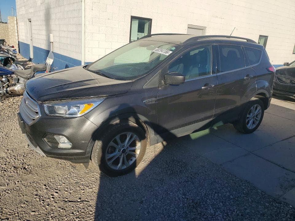 2018 FORD ESCAPE SE - 1