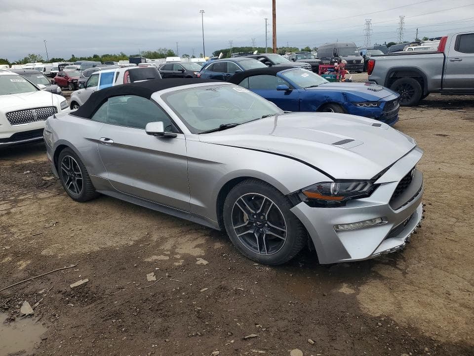2020 FORD MUSTANG 4