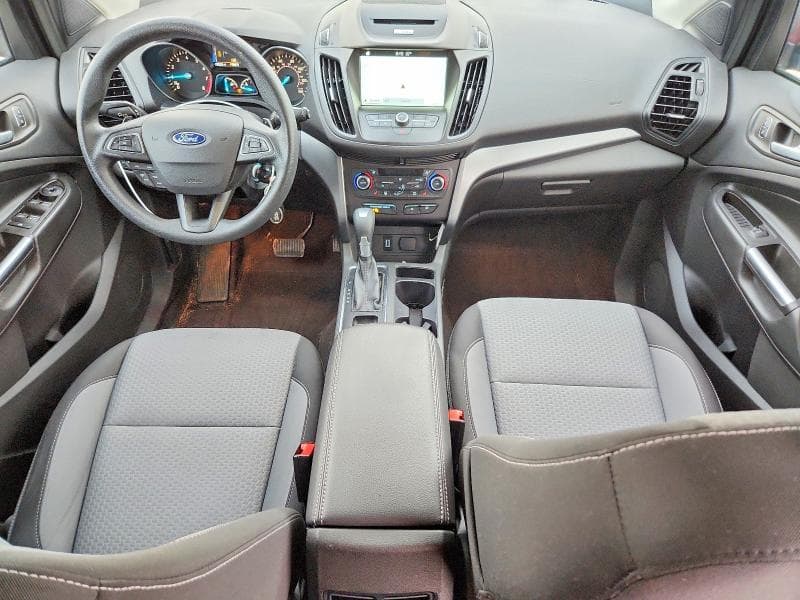 2017 FORD ESCAPE SE 8