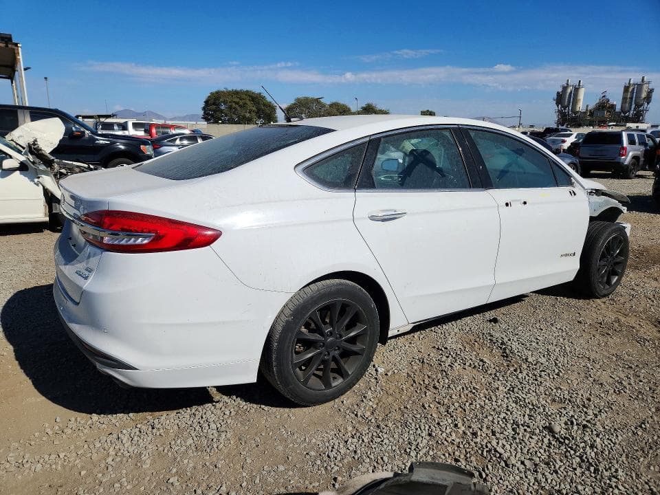 2017 FORD FUSION SE HYBRID 3