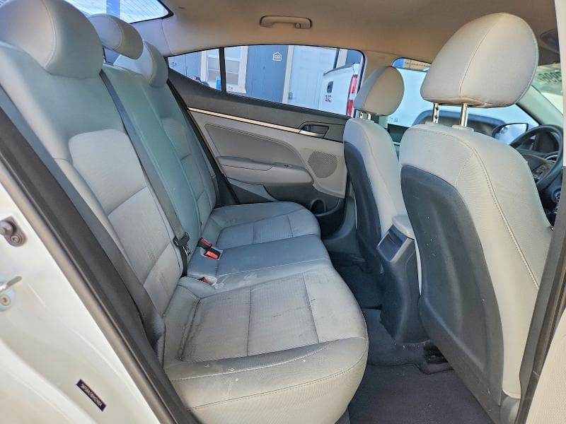 2017 HYUNDAI ELANTRA SE 10