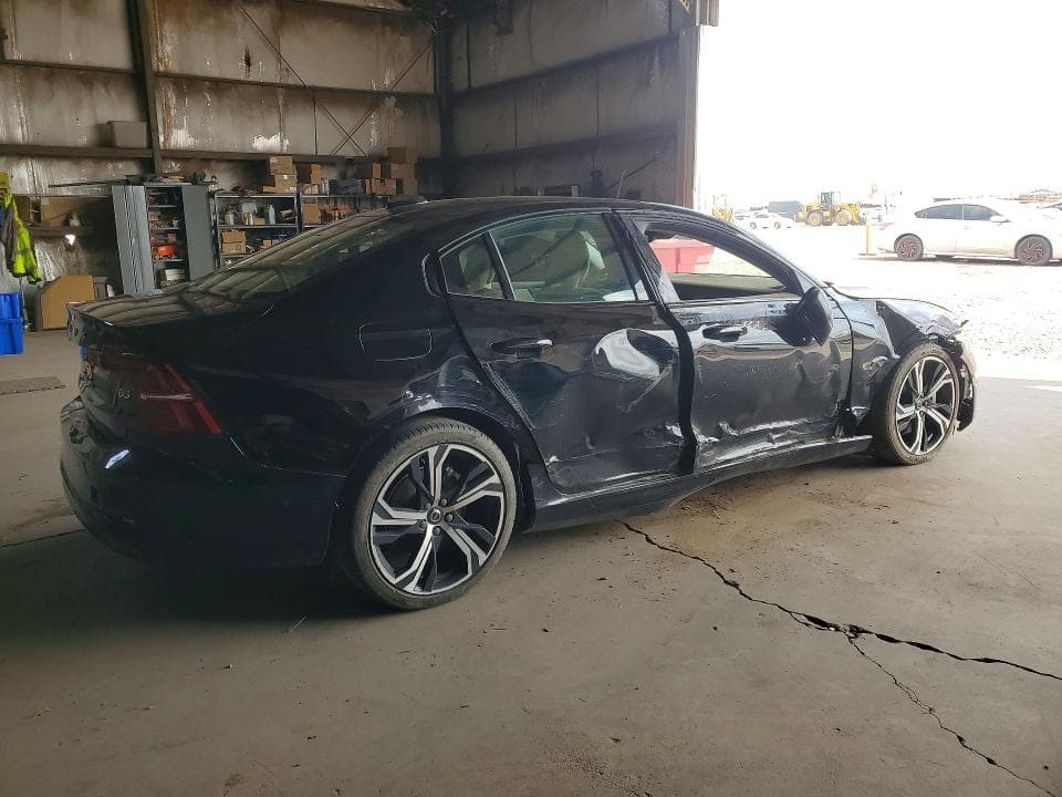 2024 VOLVO S60 PLUS 3