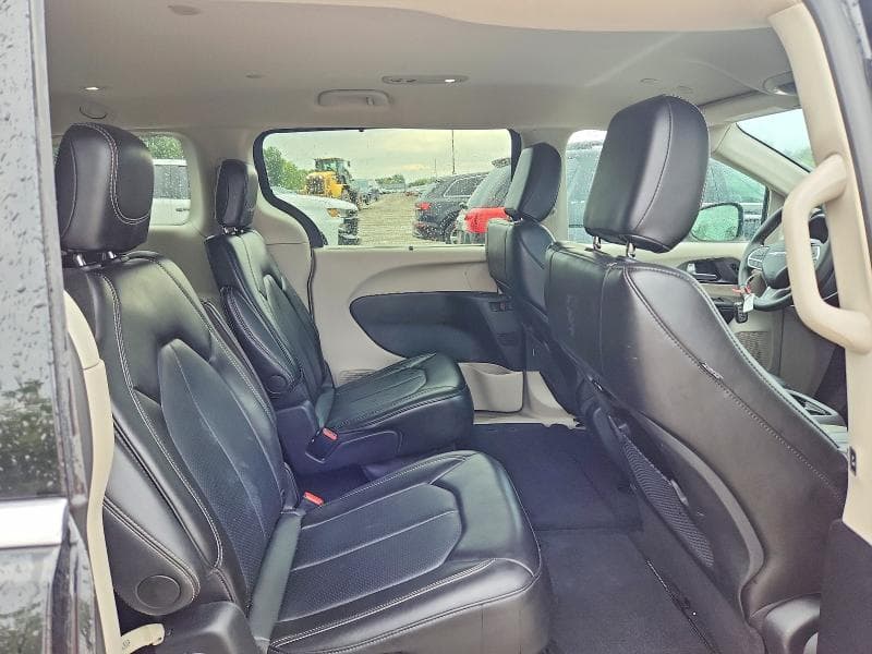 2024 CHRYSLER PACIFICA TOURING L 11