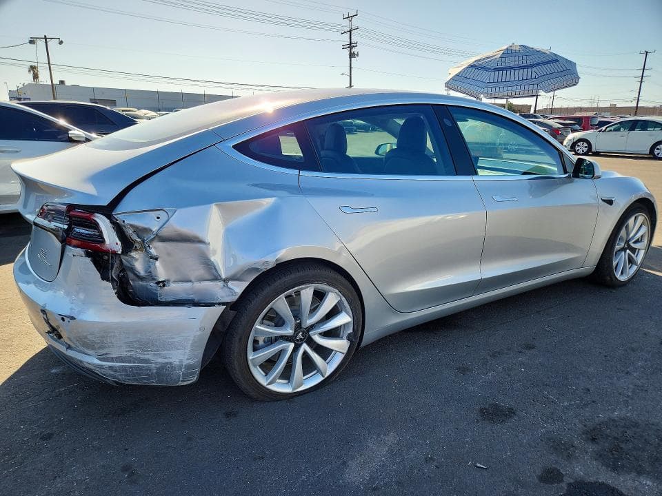 2018 TESLA MODEL 3 3