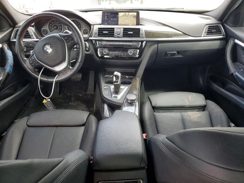 2018 BMW 330E 8
