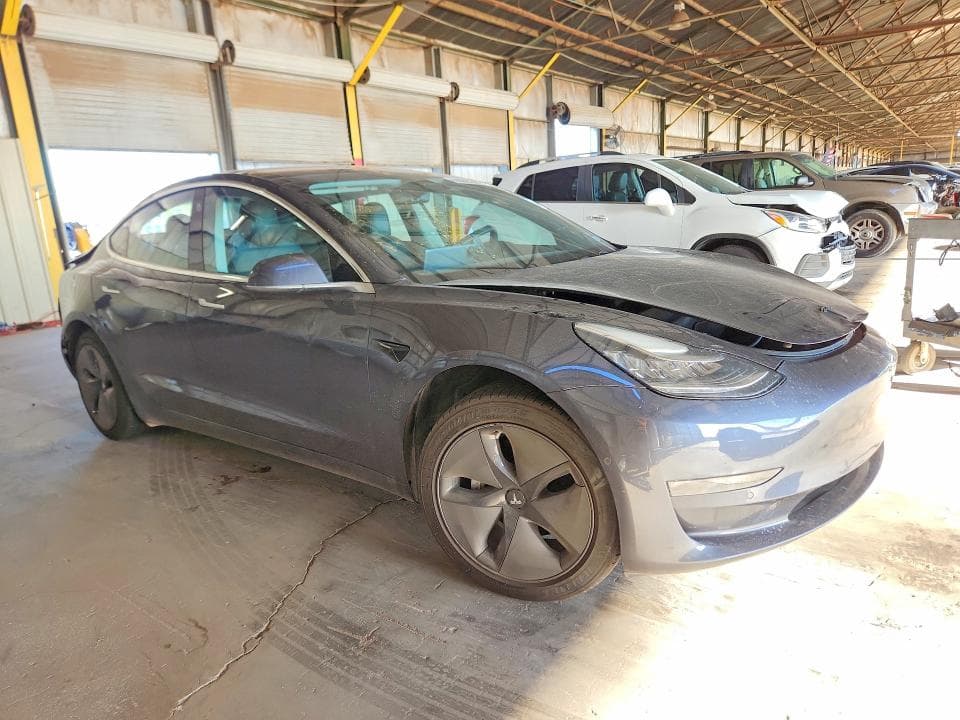 2018 TESLA MODEL 3 4
