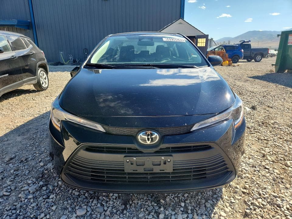 2026 TOYOTA COROLLA LE 5