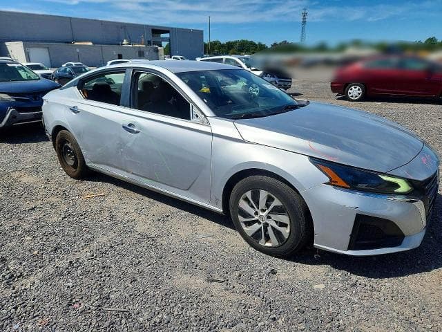 2023 NISSAN ALTIMA S 4