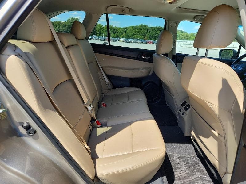2017 SUBARU OUTBACK 3.6R LIMITED 10